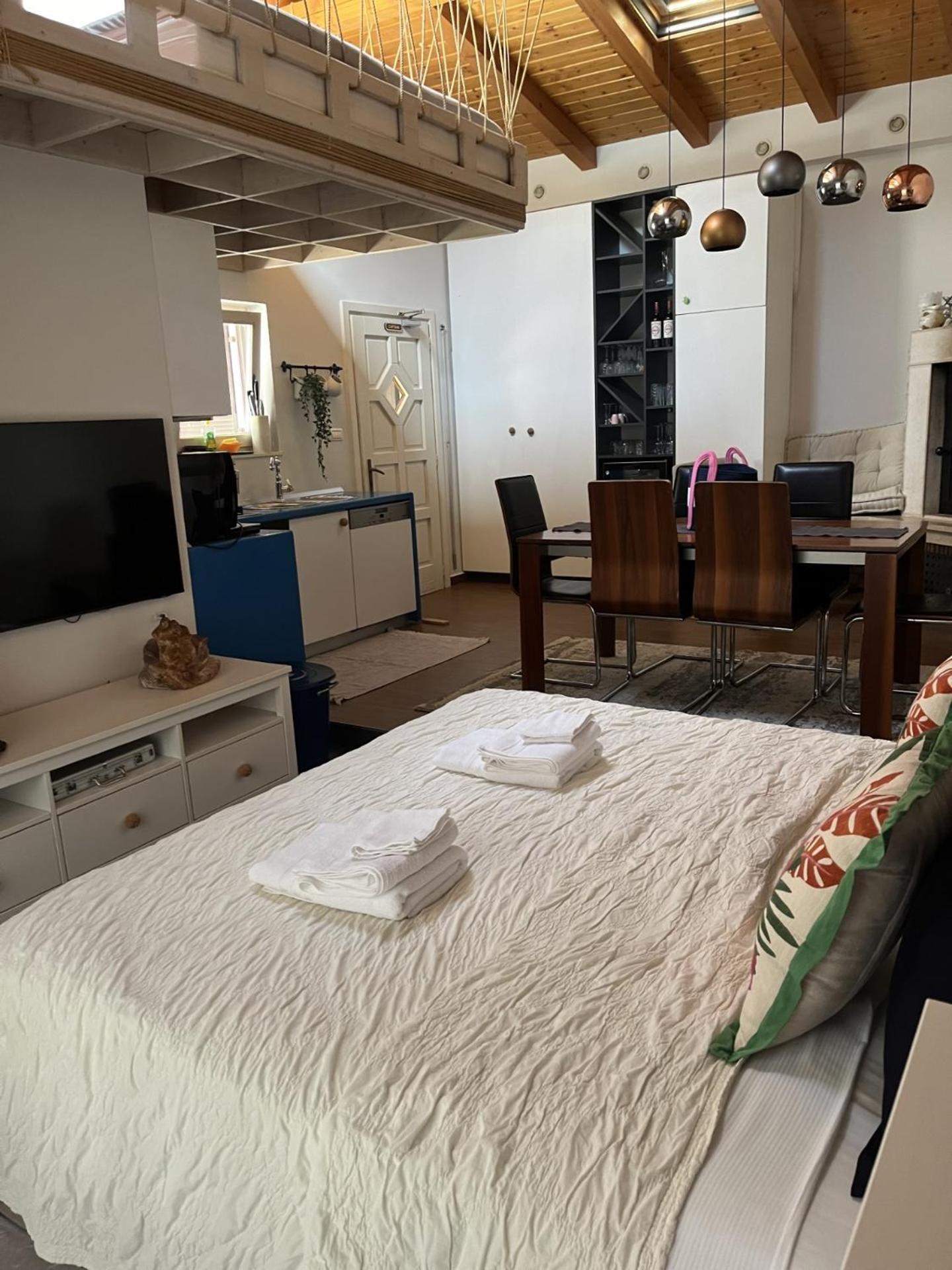 Small House Nea In City Center-With Free Parking Pula Buitenkant foto